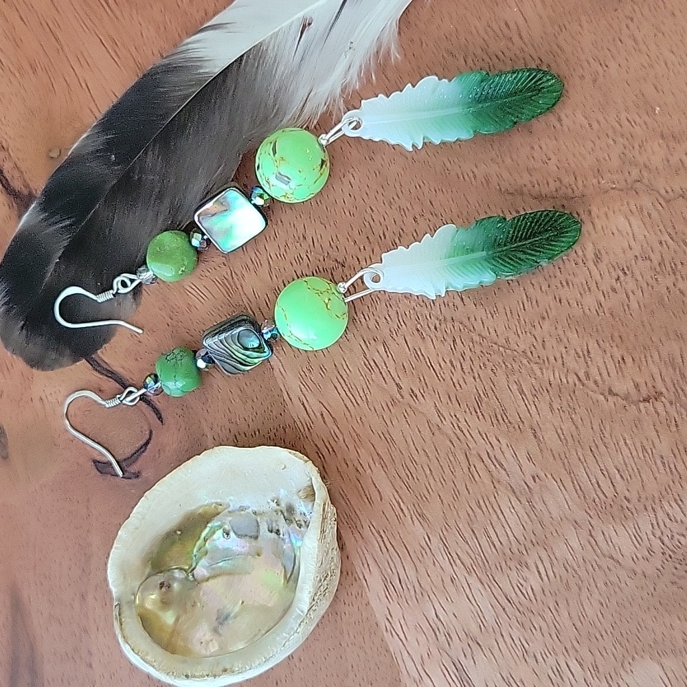 Southwestern Green Turquoise Abalone Shell Acrylic Feather Earrings Boho Western - Picture 2 of 5